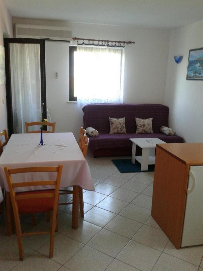 Apartments Magda Supetar Zewnętrze zdjęcie
